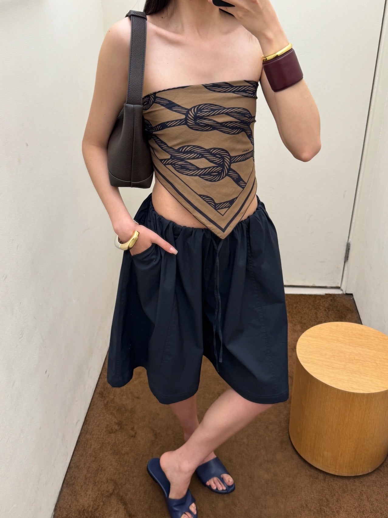 Casual Elastic Waist Loose Fit Shorts