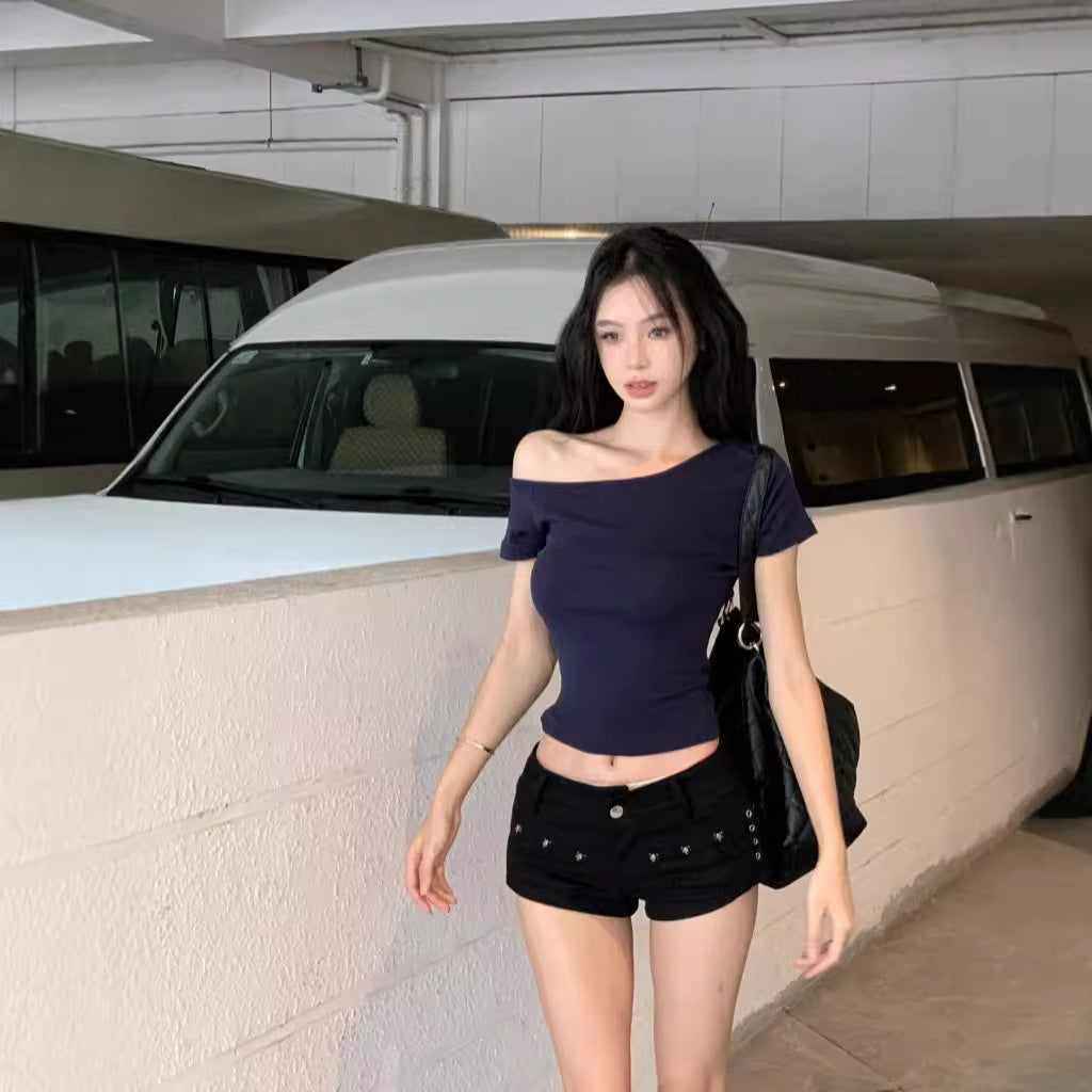 Off-shoulder short sleeve